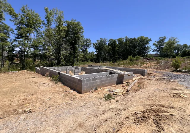 Photo 1 of Single family home for sale at 279 Rock Brg Dr, Ringgold, GA 30736 | MLS# 1529779 | Listing updated on 2026-05-18