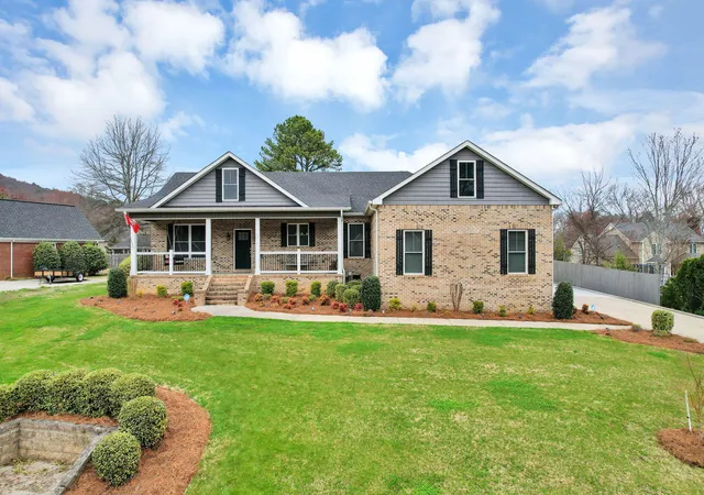 1st image of 1918 Tara Pl, Dalton, GA 30720 | MLS# 1529923