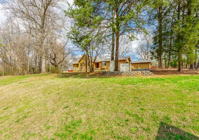 Photo 2 of Single family home for sale at 9973 Miller Rd, Soddy Daisy, TN 37379 | MLS# 1530187 | Listing updated on 2026-07-20
