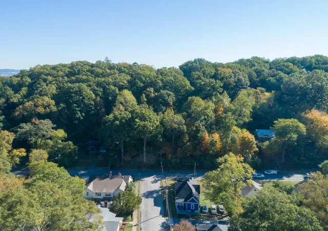 Homes for sale in Chattanooga, TN | 4182 Tennessee Ave, Chattanooga, TN 37409 | MLS# 1530102