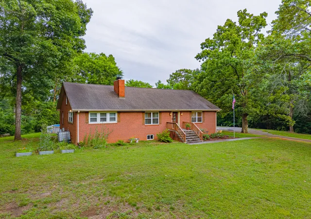 Homes for sale in Chattanooga, TN | 2508 Gunbarrel Rd, Chattanooga, TN 37421 | MLS# 1535780