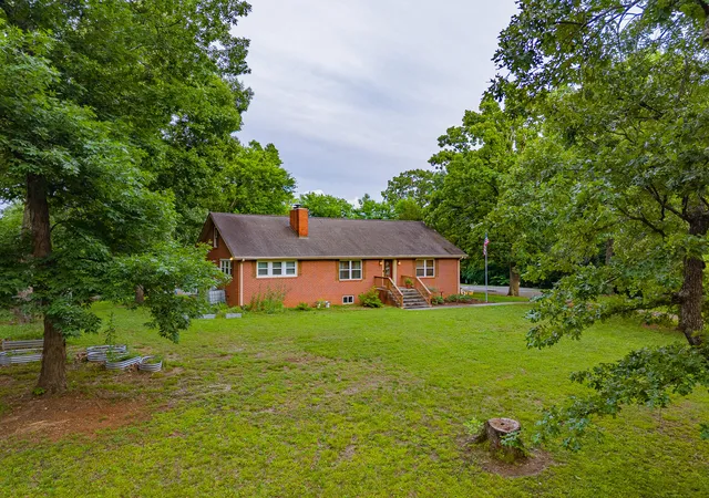 Homes for sale in Chattanooga, TN | 2508 Gunbarrel Rd, Chattanooga, TN 37421 | MLS# 1535780