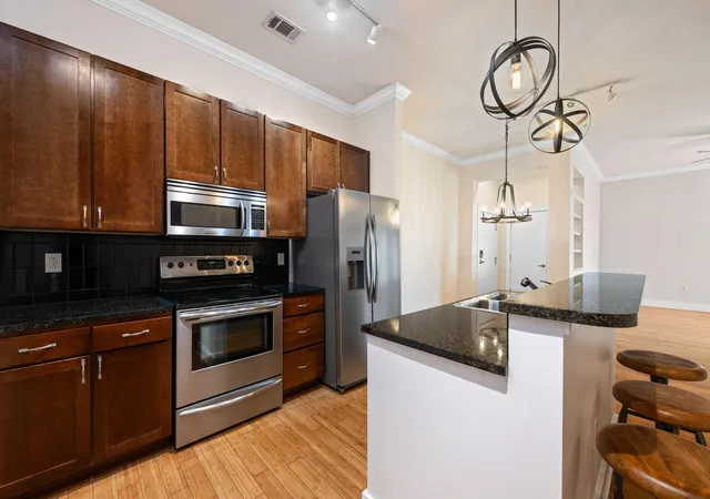 3rd image of 129 Walnut St #Unit 304, Chattanooga, TN 37403 | MLS# 1537476