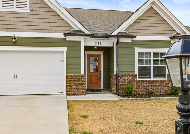Photo 3 of Single family home for sale at 231 Winchester Dr, Rossville, GA 30741 | MLS# 1530711 | Listing updated on 2026-06-03
