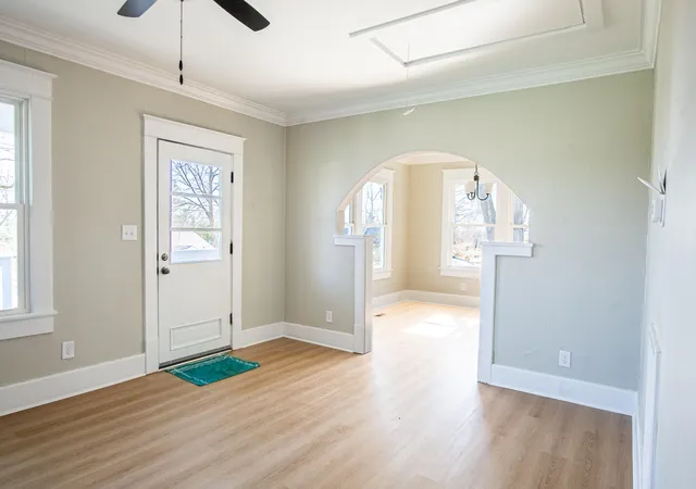 Photo 2 of Single family home for sale at 215 Hillcrest Ave, Chattanooga, TN 37411 | MLS# 1530447 | Listing updated on 2026-04-28
