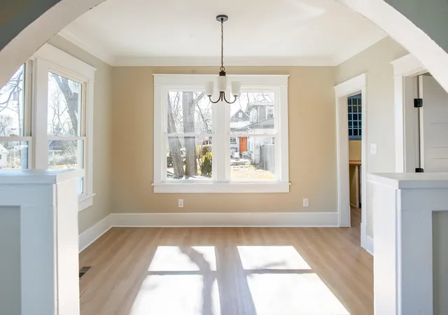 Photo 3 of Single family home for sale at 215 Hillcrest Ave, Chattanooga, TN 37411 | MLS# 1530447 | Listing updated on 2026-04-28