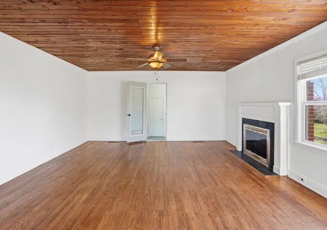 Photo 3 of Sale Pending at 210 Gale Dr, Cleveland, TN 37312 | MLS# 1530551 | Listing updated on 2026-09-10