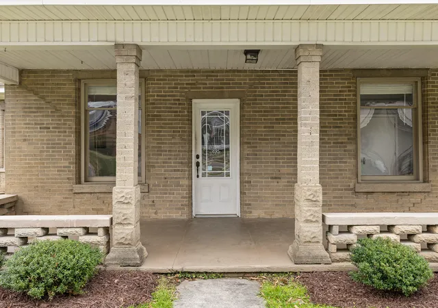 Homes for sale in Chattanooga, TN | 5720 Saint Elmo Ave, Chattanooga, TN 37409 | MLS# 1530768