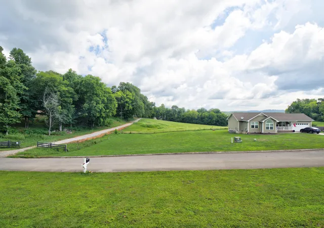 Homes for sale in Dayton, TN | 339 Foothills Dr, Dayton, TN 37321 | MLS# 1530771
