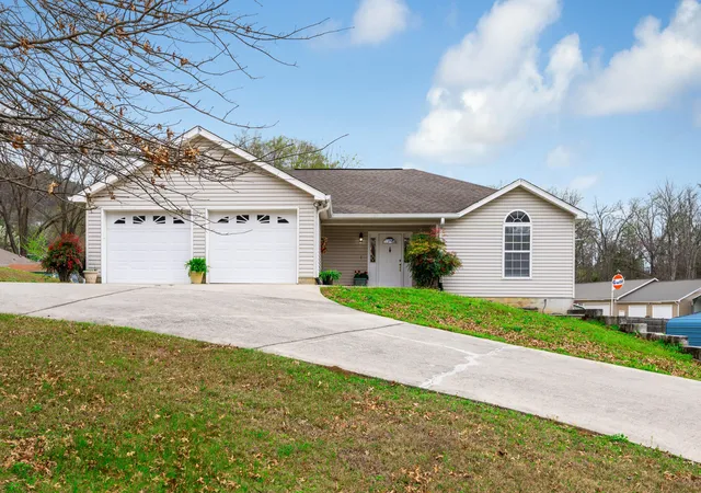 Photo 1 of Sale Pending at 3731 Kellys Fry Rd, Chattanooga, TN 37419 | MLS# 1536991 | Listing updated on 2026-08-26