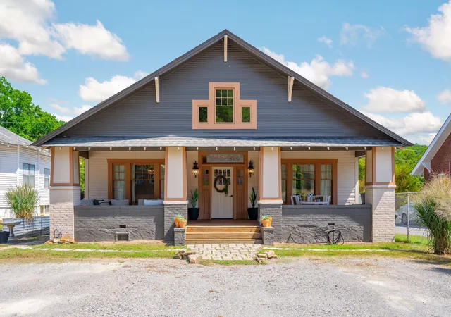 Homes for sale in Chattanooga, TN | 4620 Saint Elmo Ave, Chattanooga, TN 37409 | MLS# 1530801