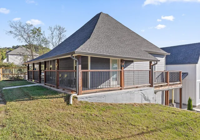 Homes for sale in Chattanooga, TN | 214 Houser St, Chattanooga, TN 37405 | MLS# 1530951