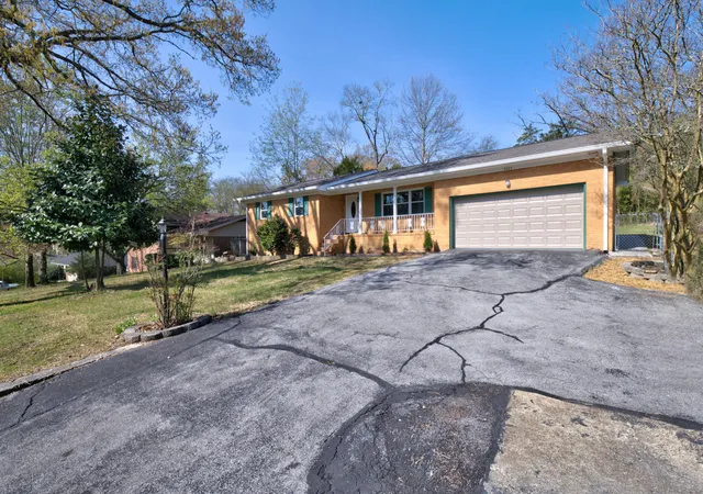 Homes for sale in Hixson, TN | 4323 Norcross Rd, Hixson, TN 37343 | MLS# 1531111