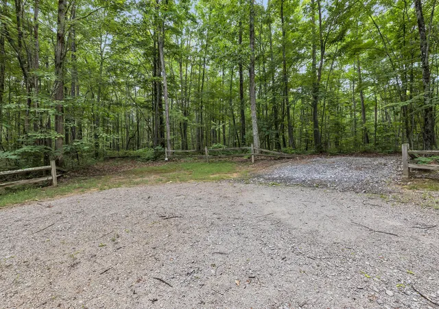 Homes for sale in Coalmont, TN | 916 N Rim Dr, Coalmont, TN 37313 | MLS# 1531654
