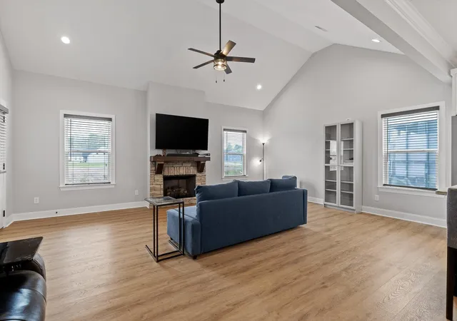 Photo 4 of Single family home for sale at 1046 Silverpine Dr, Chattanooga, TN 37421 | MLS# 1531579 | Listing updated on 2026-09-25