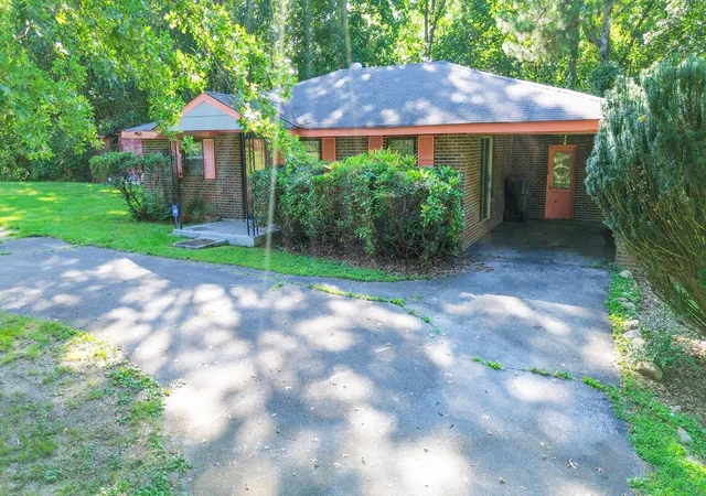 2nd image of 8014 Bork Memorial Dr, Ooltewah, TN 37363 | MLS# 1531479