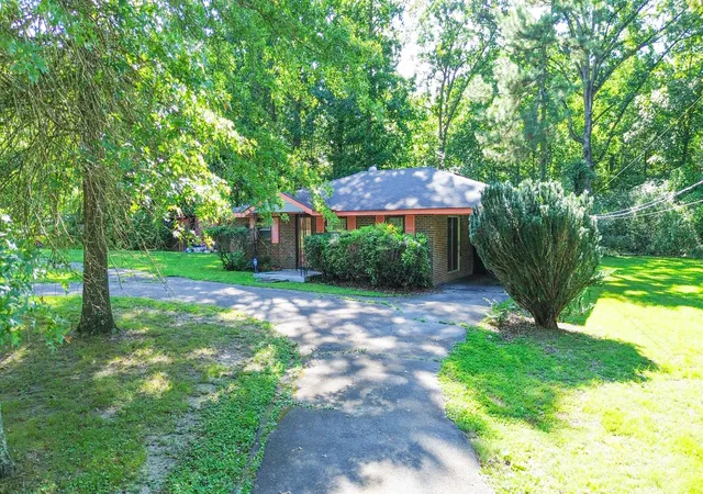 3rd image of 8014 Bork Memorial Dr, Ooltewah, TN 37363 | MLS# 1531479