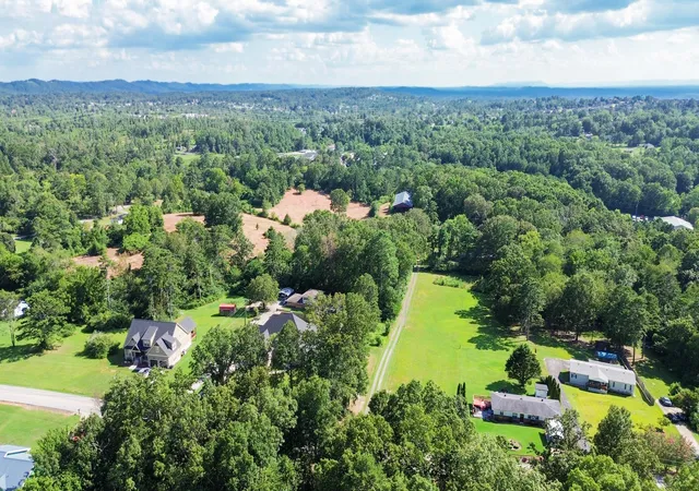 49th image of 8014 Bork Memorial Dr, Ooltewah, TN 37363 | MLS# 1531479