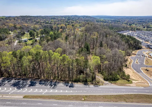 3rd image of 3966 Battlefield Pkwy, Ringgold, GA 30736 | MLS# 1531522