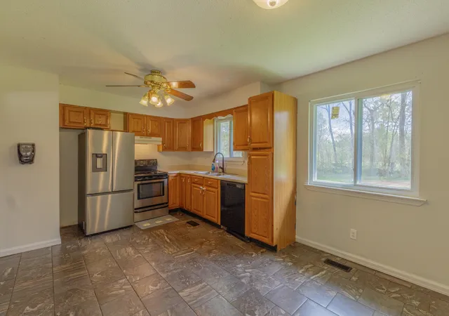 Homes for sale in Chickamauga, GA | 6933 Georgia 136, Chickamauga, GA 30707 | MLS# 1531745
