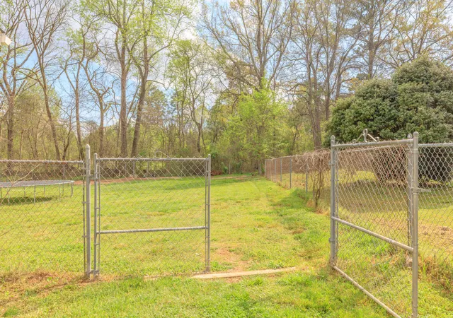 Homes for sale in Chickamauga, GA | 6933 Georgia 136, Chickamauga, GA 30707 | MLS# 1531745