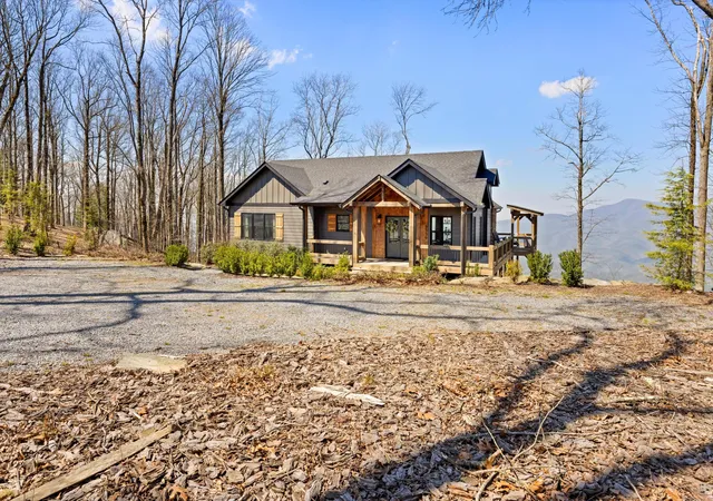 Photo 4 of Single family home for sale at 9359 Highway 52, Chatsworth, GA 30705 | MLS# 1531669 | Listing updated on 2026-08-28