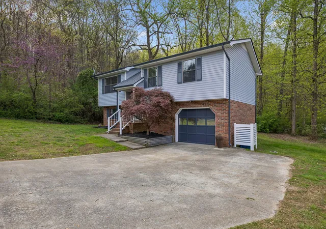2nd image of 112 Stegall St, Rossville, GA 30741 | MLS# 1531835