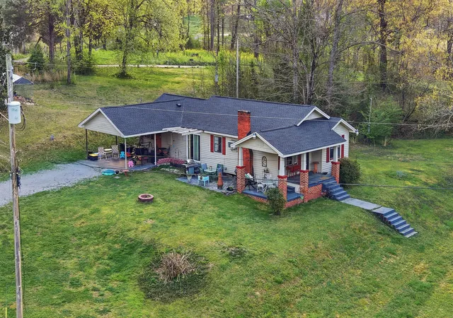 Homes for sale in Whitwell, TN | 1675 Ketner Mill Rd, Whitwell, TN 37397 | MLS# 1532014