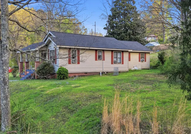 Homes for sale in Whitwell, TN | 1675 Ketner Mill Rd, Whitwell, TN 37397 | MLS# 1532014