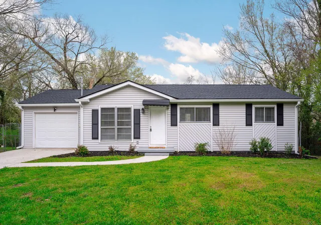 Photo 1 of Sale Pending at 1713 Parkway Dr, Chattanooga, TN 37406 | MLS# 1532306 | Listing updated on 2026-08-12