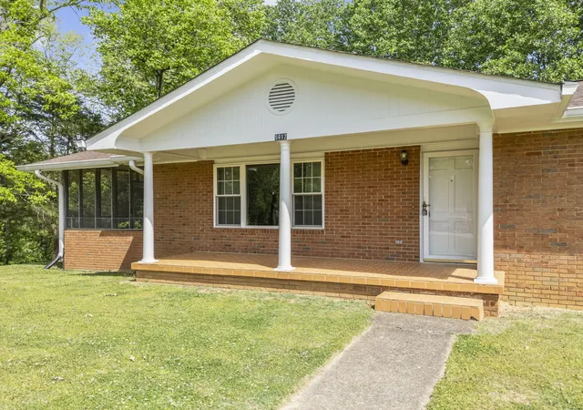 2nd image of 5812 Hillcrest Dr, Harrison, TN 37341 | MLS# 1532419