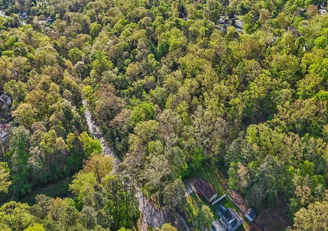 Homes for sale in Chattanooga, TN | 1018 Shallowford Rd, Chattanooga, TN 37411 | MLS# 1532262