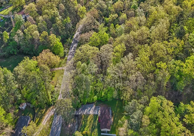 Homes for sale in Chattanooga, TN | 1018 Shallowford Rd, Chattanooga, TN 37411 | MLS# 1532262