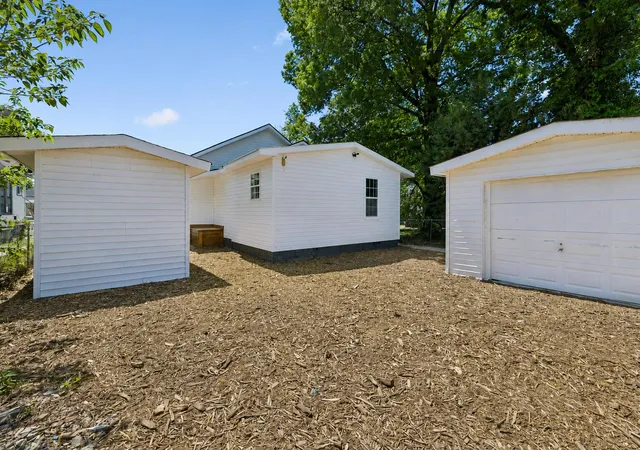 Homes for sale in Chattanooga, TN | 1511 E 13th St, Chattanooga, TN 37404 | MLS# 1532680