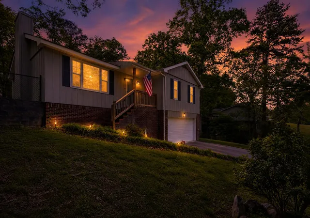 Homes for sale in Ringgold, GA | 195 Brownwood Cir, Ringgold, GA 30736 | MLS# 1532580