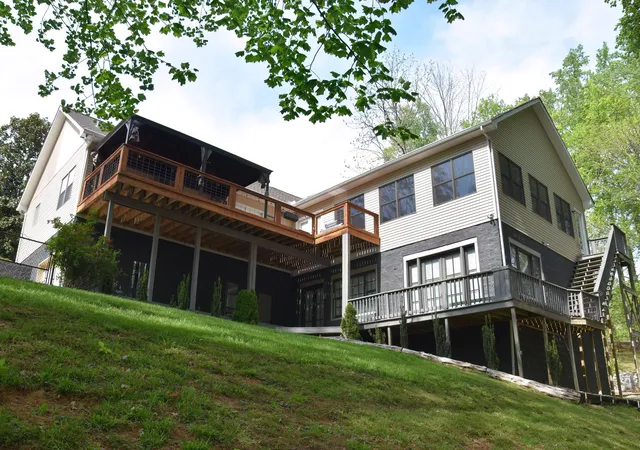 Photo 4 of Single family home for sale at 105 W Paradise Dr, Winchester, TN 37398 | MLS# 1532891 | Listing updated on 2026-09-10