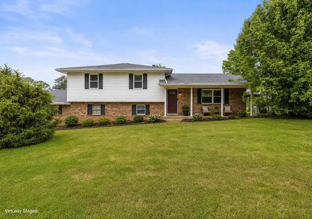 Photo 1 of Single family home for sale at 2013 Morris Hl Rd, Chattanooga, TN 37421 | MLS# 1533898 | Listing updated on 2026-07-19