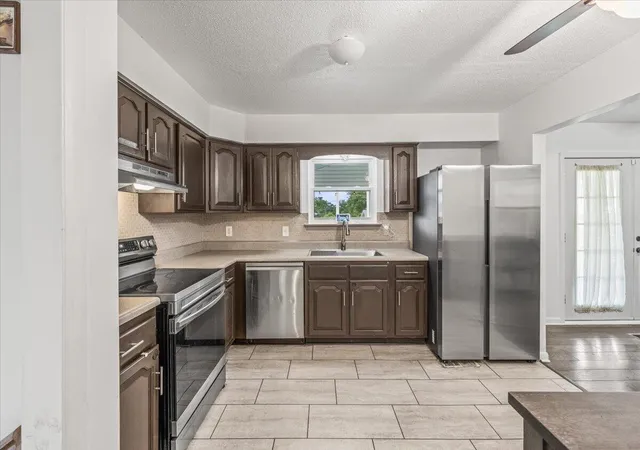 Photo 3 of Single family home for sale at 2013 Morris Hl Rd, Chattanooga, TN 37421 | MLS# 1533898 | Listing updated on 2026-07-19