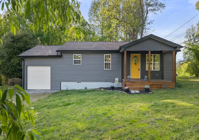 Photo 4 of Single family home for sale at 2500 SE Woodland Dr, Cleveland, TN 37323 | MLS# 1532579 | Listing updated on 2026-07-27