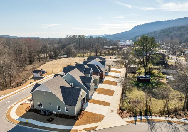 Homes for sale in Chattanooga, TN | 1297 Thomas Ave, Chattanooga, TN 37409 | MLS# 1532634
