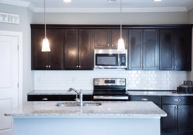 3rd image of 565 Lakeshore Cove Dr, Fort Oglethorpe, GA 30742 | MLS# 1532887