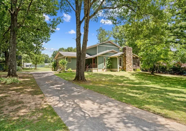 Photo 2 of Single family home for sale at 539 Wildwood Dr, Chatsworth, GA 30705 | MLS# 1538513 | Listing updated on 2026-08-17