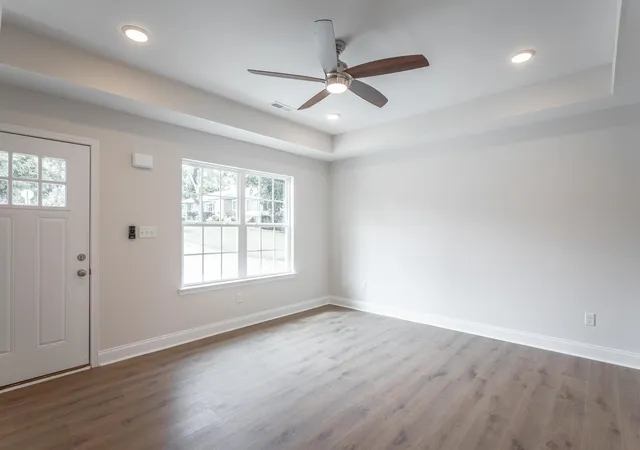 Photo 2 of Single family home for sale at 825 Gillespie Rd, Chattanooga, TN 37411 | MLS# 1532848 | Listing updated on 2026-07-27