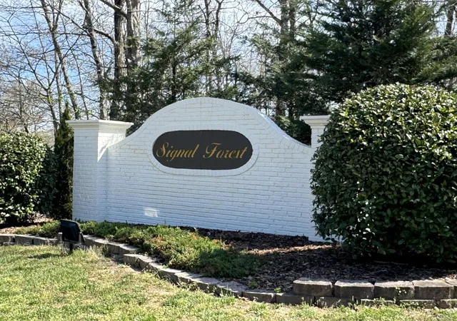 Homes for sale in Signal Mountain, TN | 2401 Anchor Trl #81, Signal Mountain, TN 37377 | MLS# 1532851