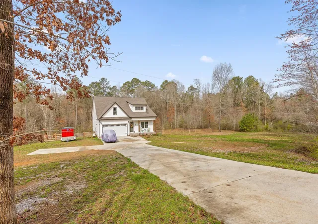 Homes for sale in Tunnel Hill, GA | 3914 Dogwood Valley Rd, Tunnel Hill, GA 30755 | MLS# 1532984