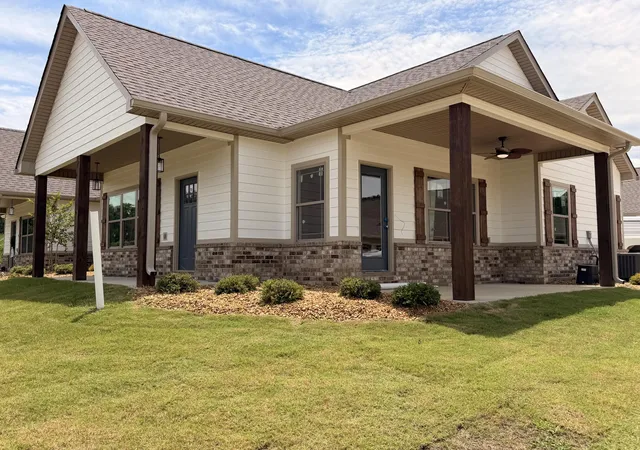 Homes for sale in Chatsworth, GA | 86 Maddox Ln, Chatsworth, GA 30705 | MLS# 1532926