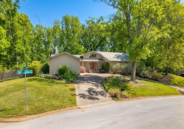 44th image of 1801 Colonial Shores Dr, Hixson, TN 37343 | MLS# 1533378