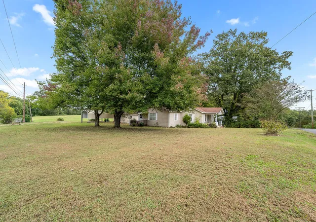 Homes for sale in Rossville, GA | 136 Summit St, Rossville, GA 30741 | MLS# 1532993