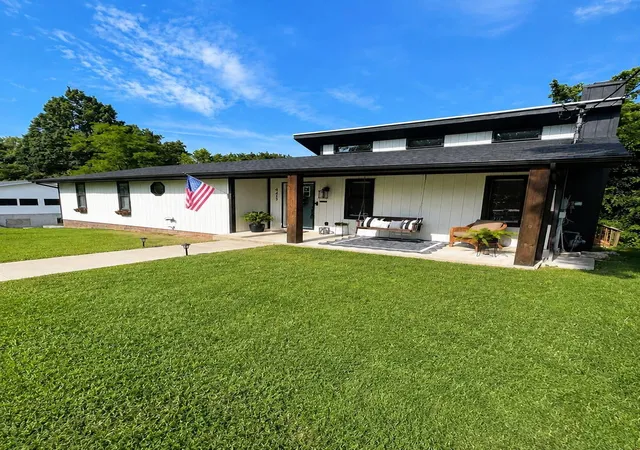 1st image of 4413 Comet Trl, Hixson, TN 37343 | MLS# 1533193