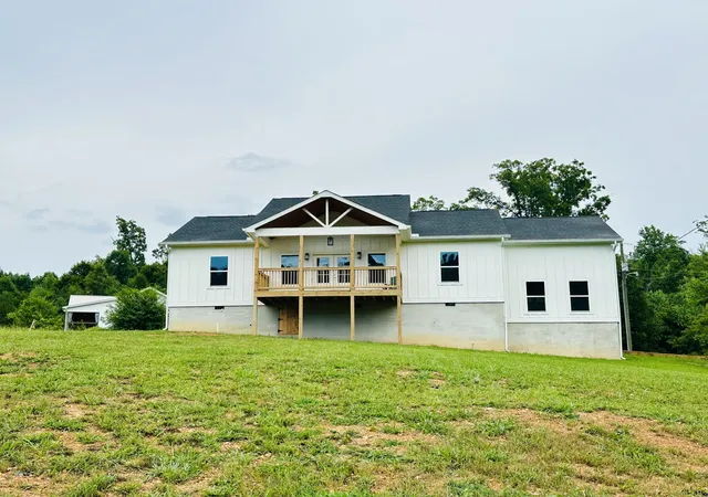 Homes for sale in Trenton, GA | 133 N Knobby Rd, Trenton, GA 30752 | MLS# 1533849